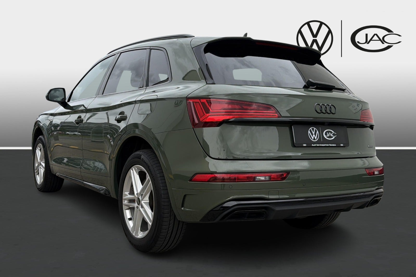 Grøn Audi Q5 fra 2023