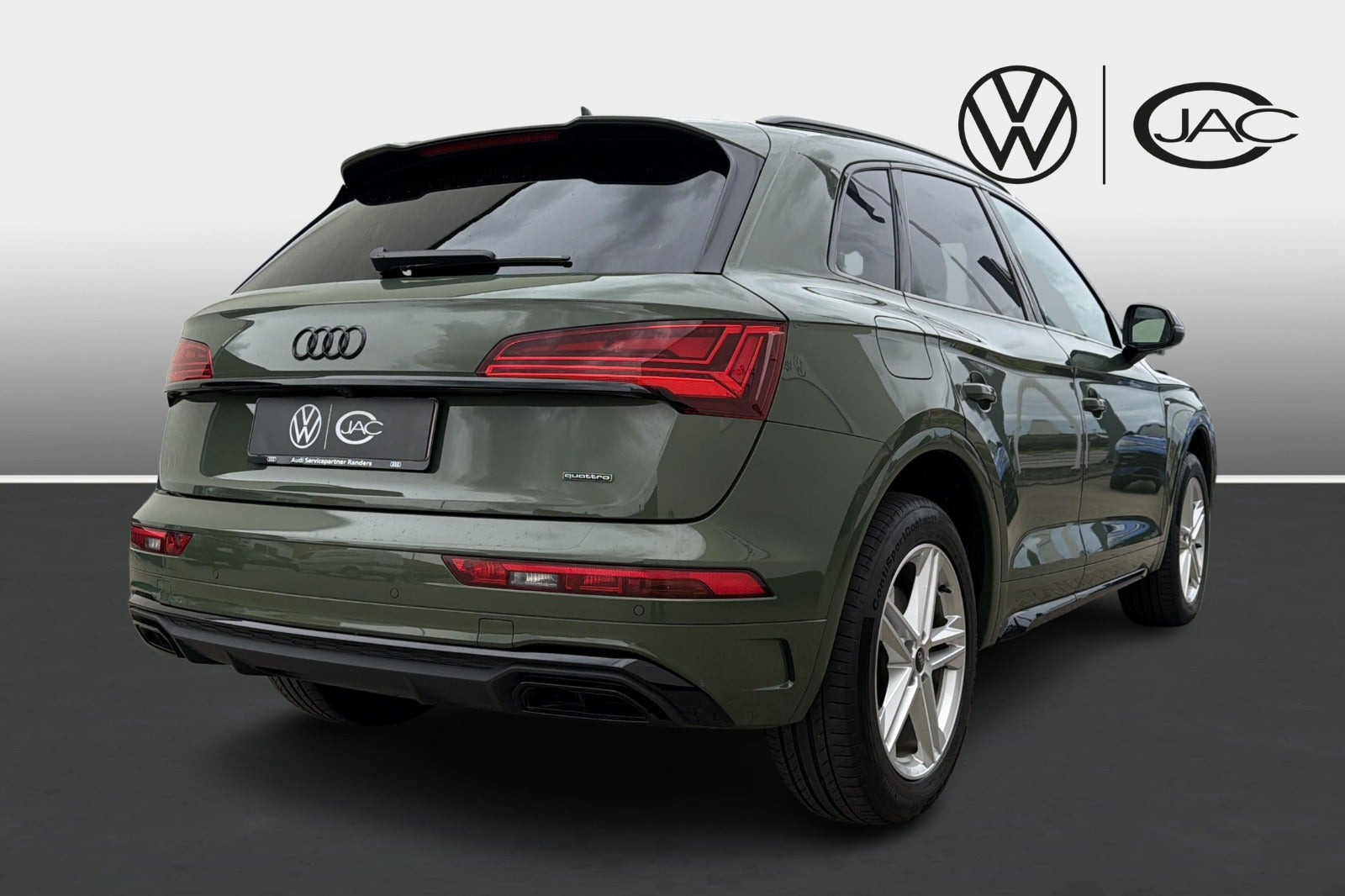 Grøn Audi Q5 fra 2023