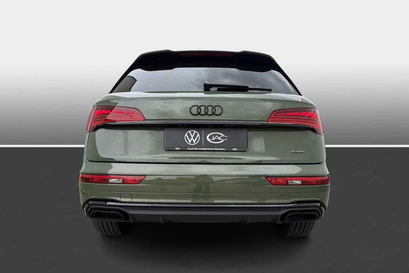 Grøn Audi Q5 fra 2023