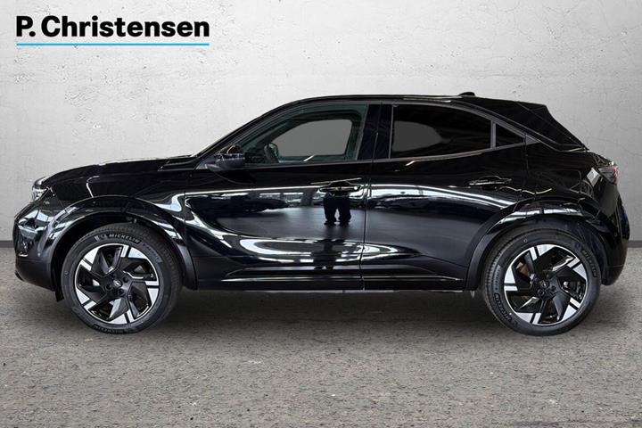Sort Opel Mokka-e fra 2025