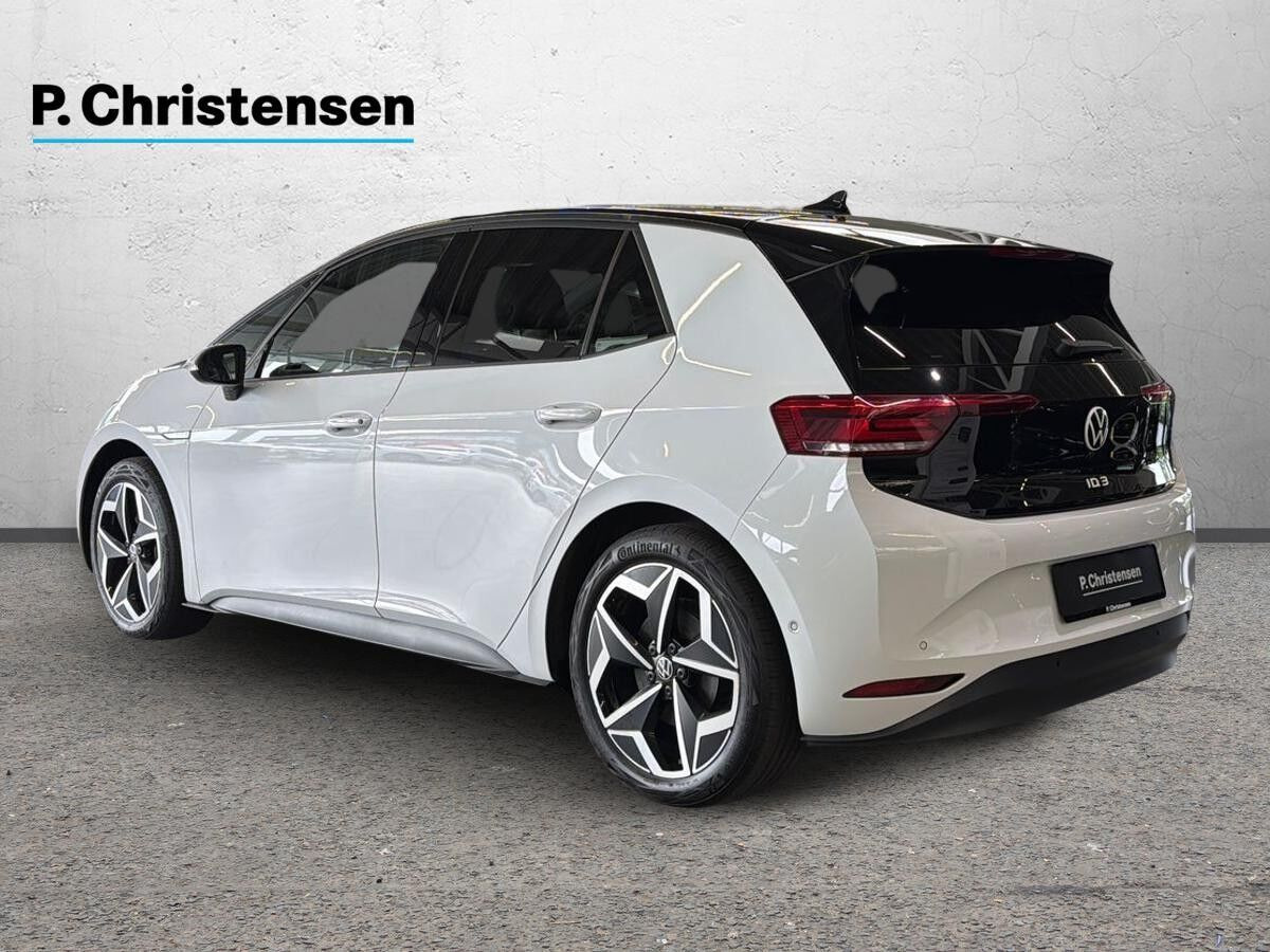 Hvid VW ID.3 fra 2023