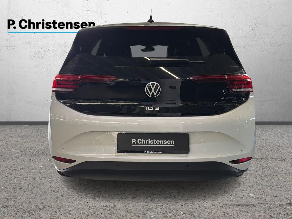 Hvid VW ID.3 fra 2023