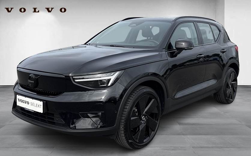 Volvo EX40 Extended Range Black Edition