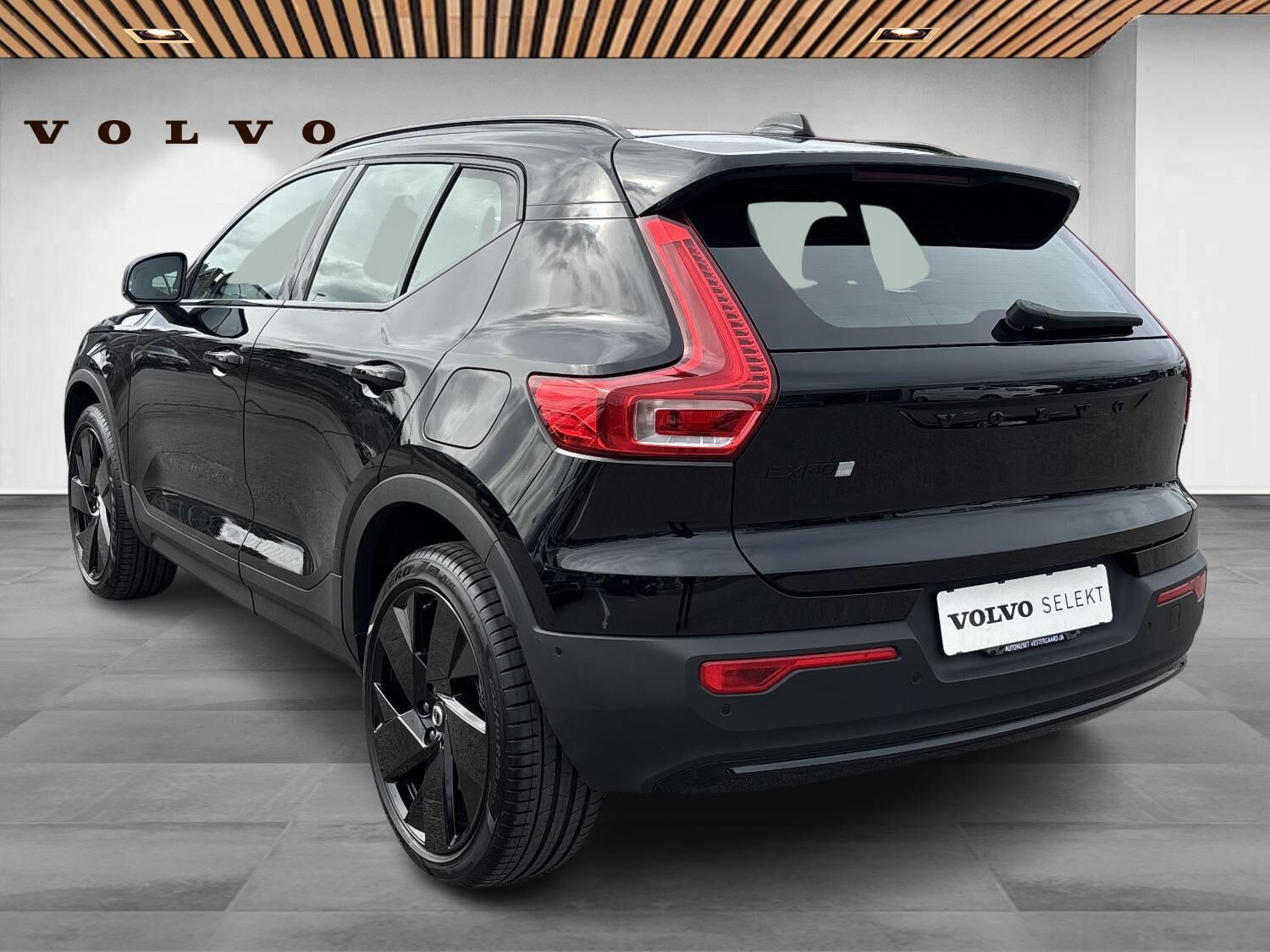 Sort Volvo EX40 fra 2026