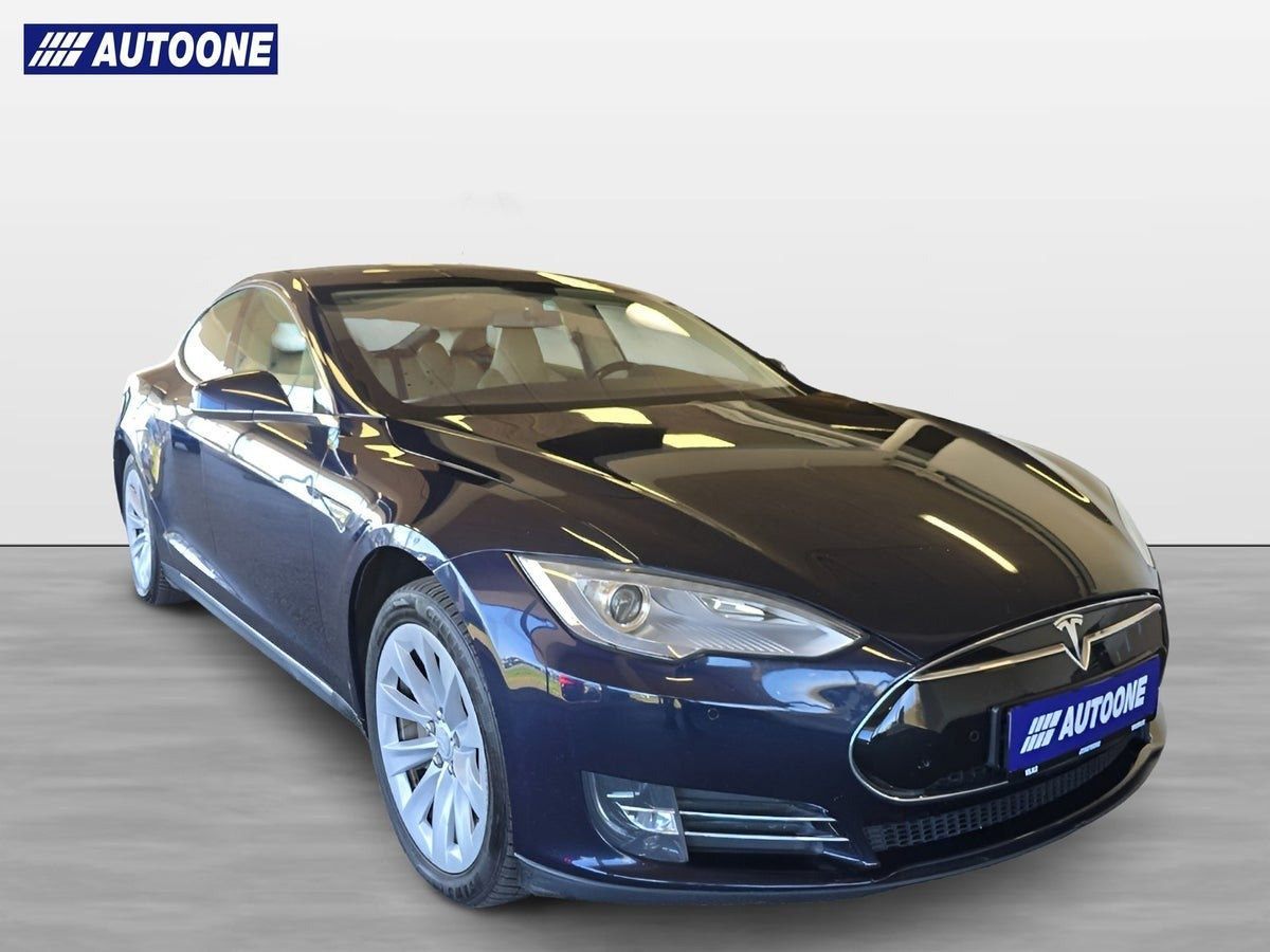 Blå Tesla Model S fra 2014
