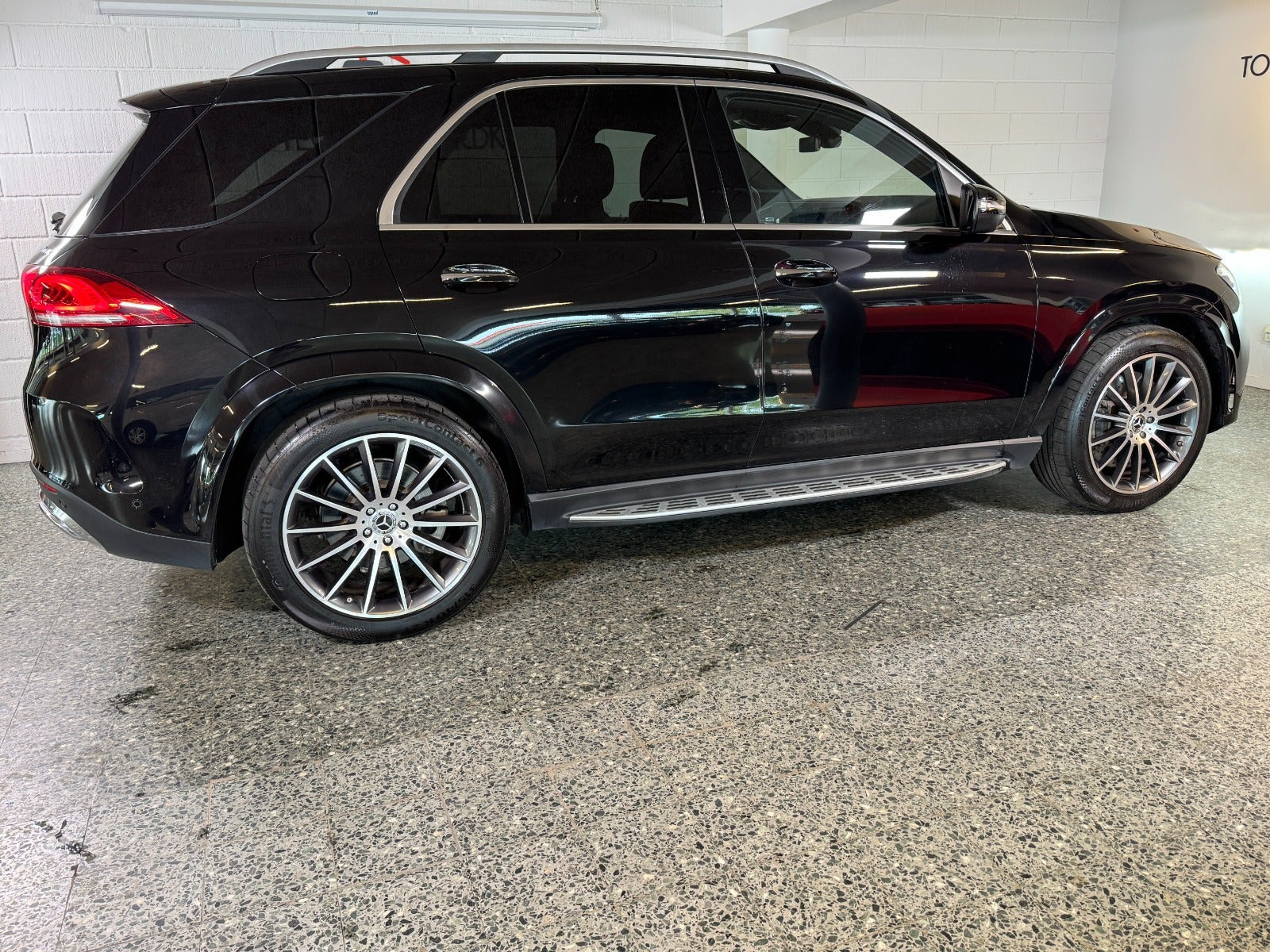 Sort Mercedes GLE350 de fra 2022