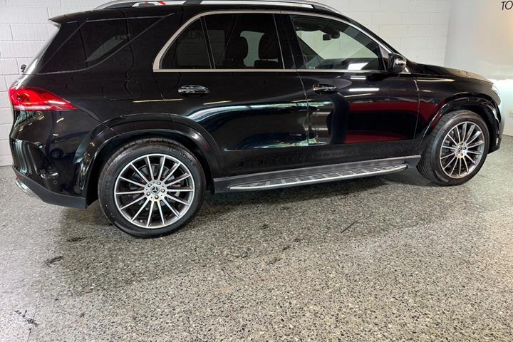 Sort Mercedes GLE350 de fra 2022
