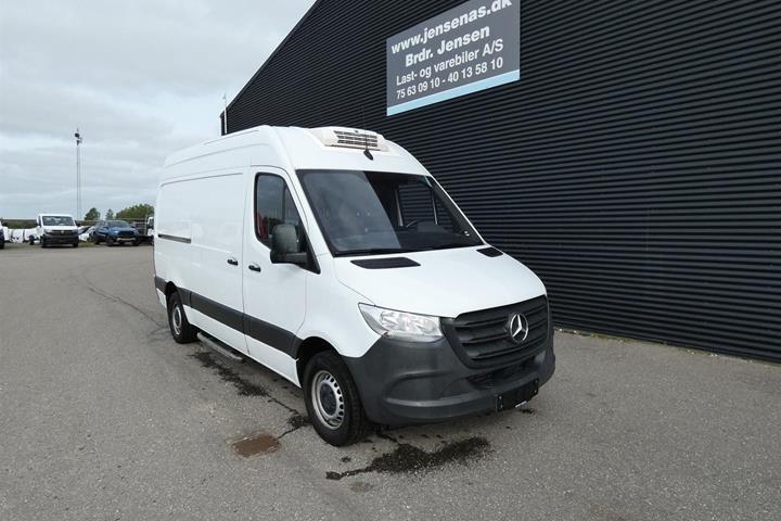 Hvid Mercedes Sprinter 317 fra 2021