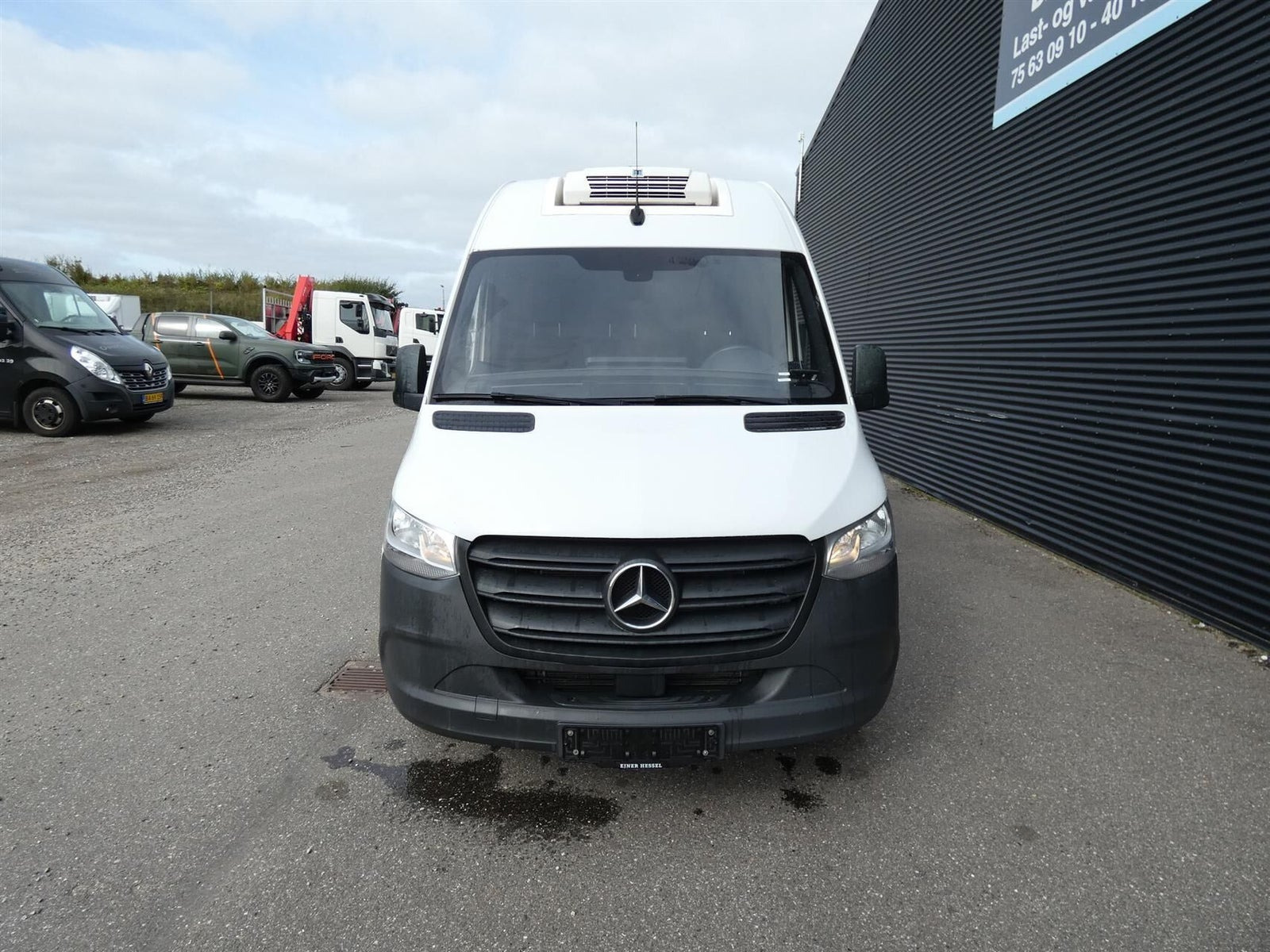 Hvid Mercedes Sprinter 317 fra 2021