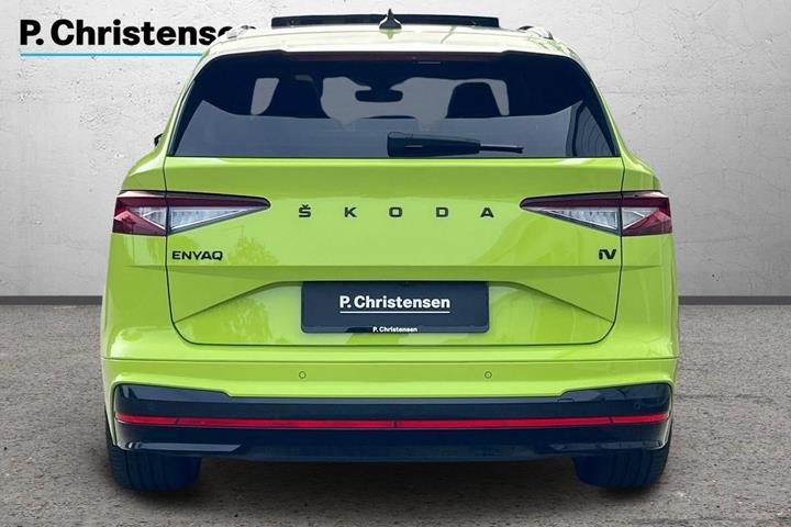 Grøn Skoda Enyaq fra 2024