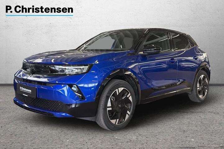 Blå Opel Mokka-e fra 2025