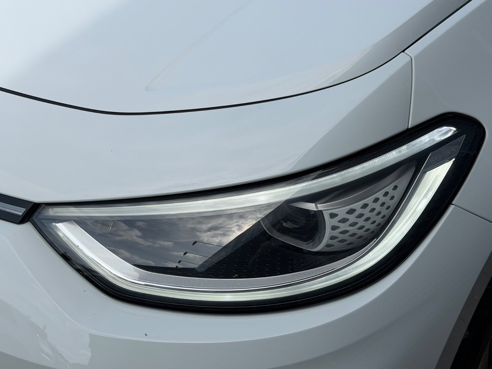 Hvid VW ID.3 fra 2023