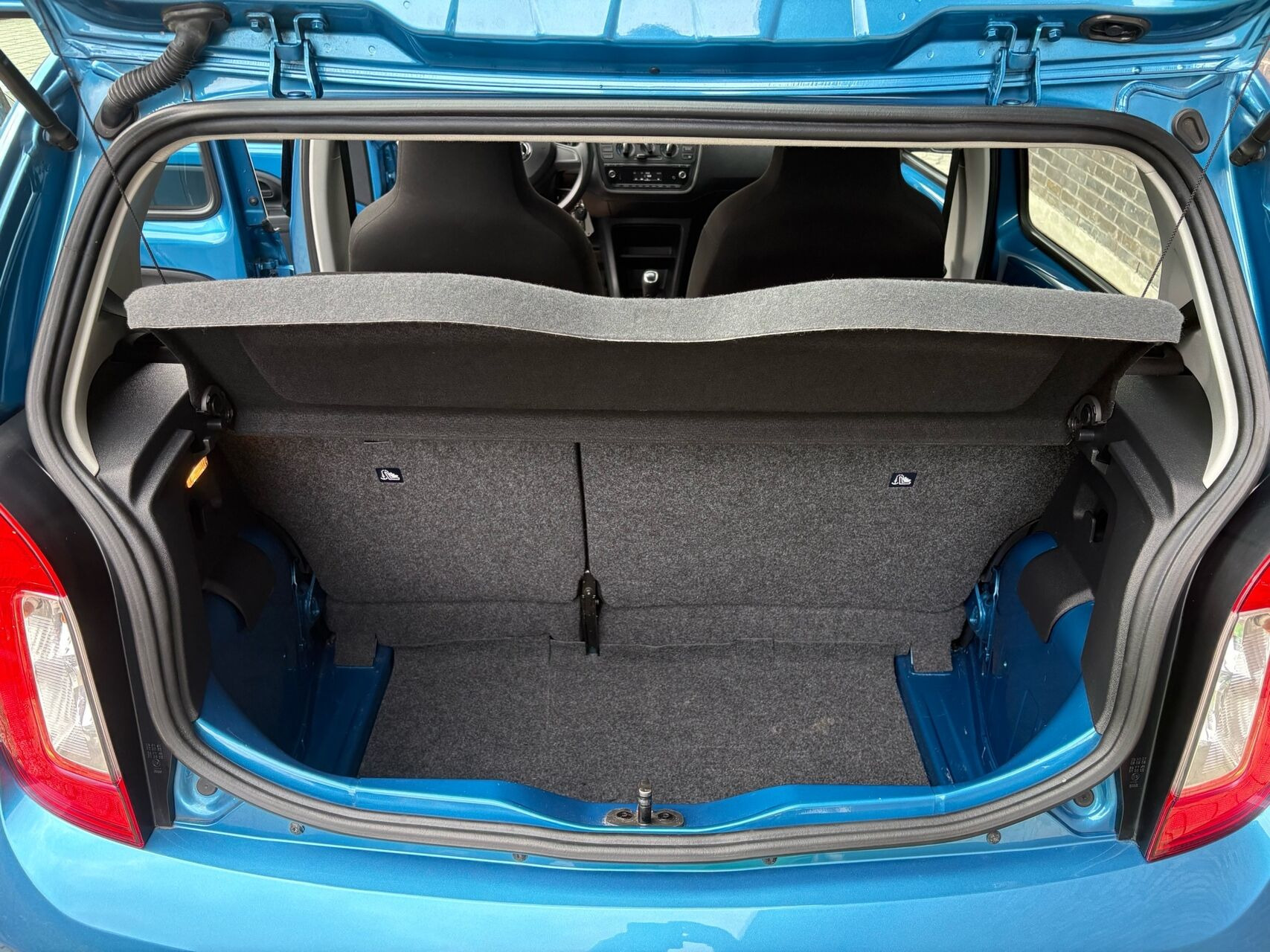 Blå Skoda Citigo fra 2019