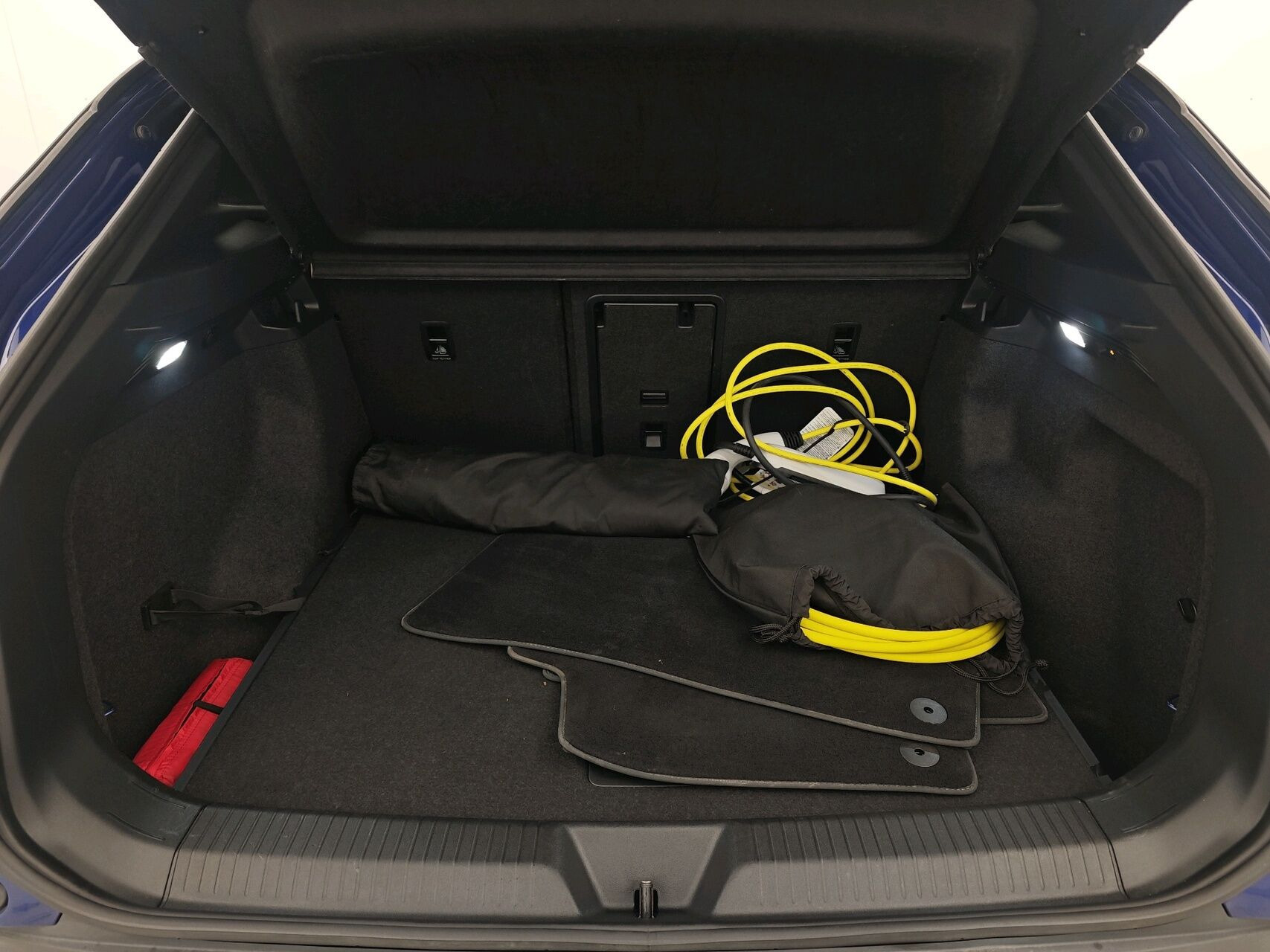 Blå VW ID.4 fra 2023