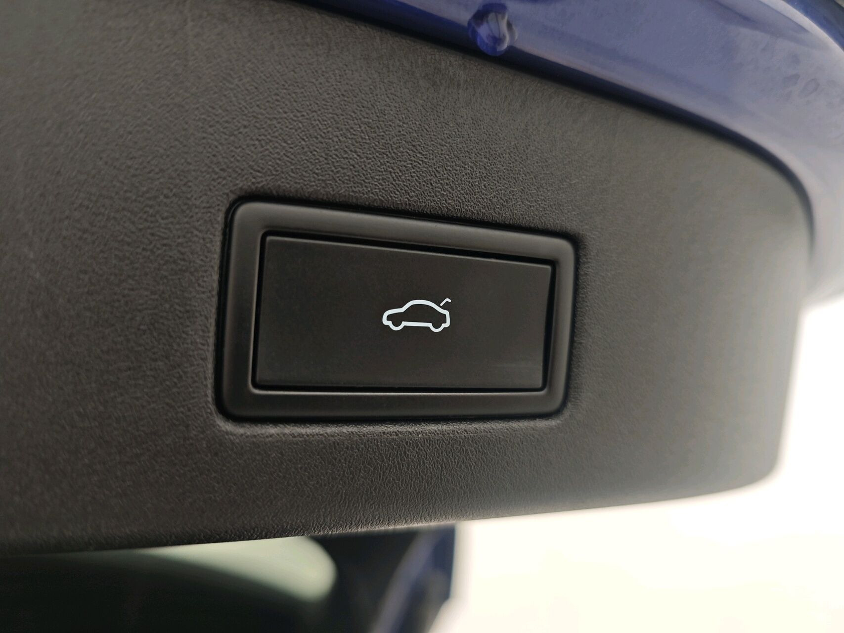 Blå VW ID.4 fra 2023