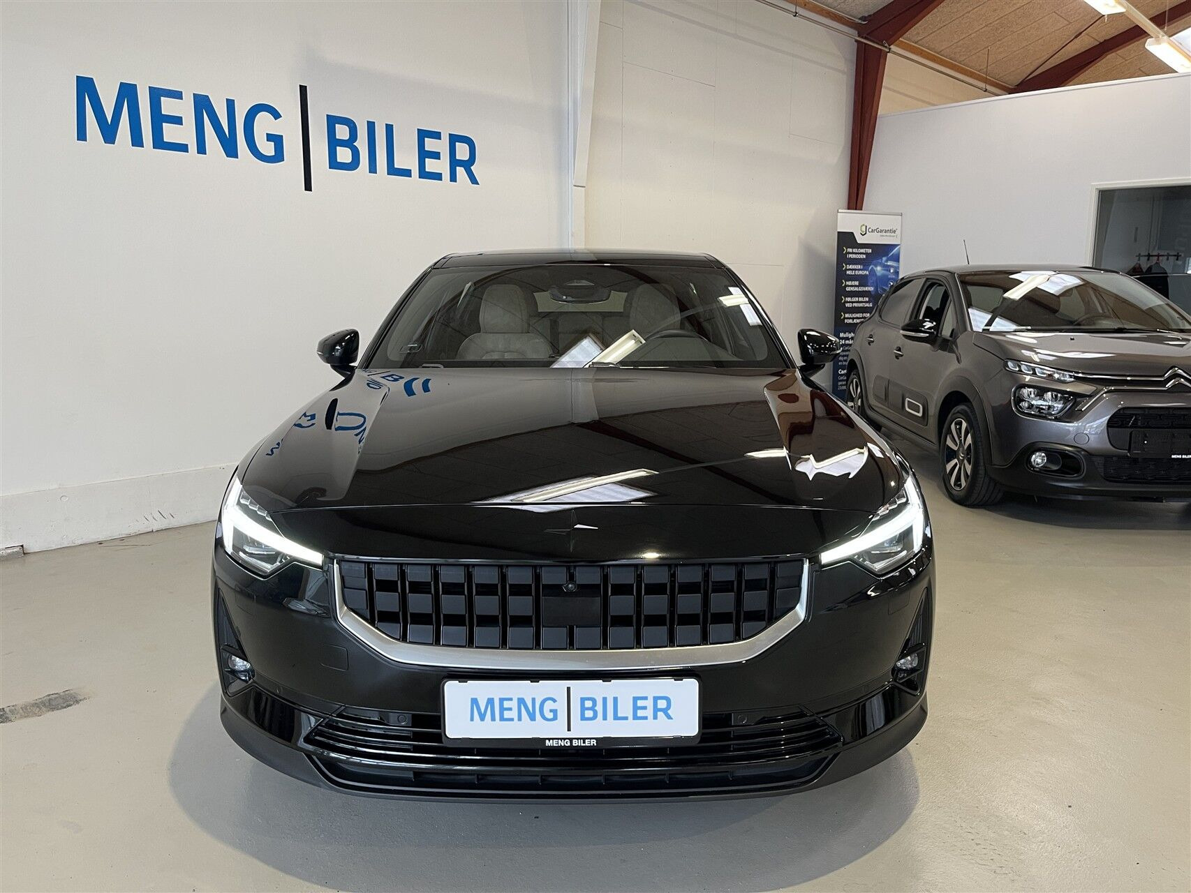 Sort Polestar 2 fra 2022