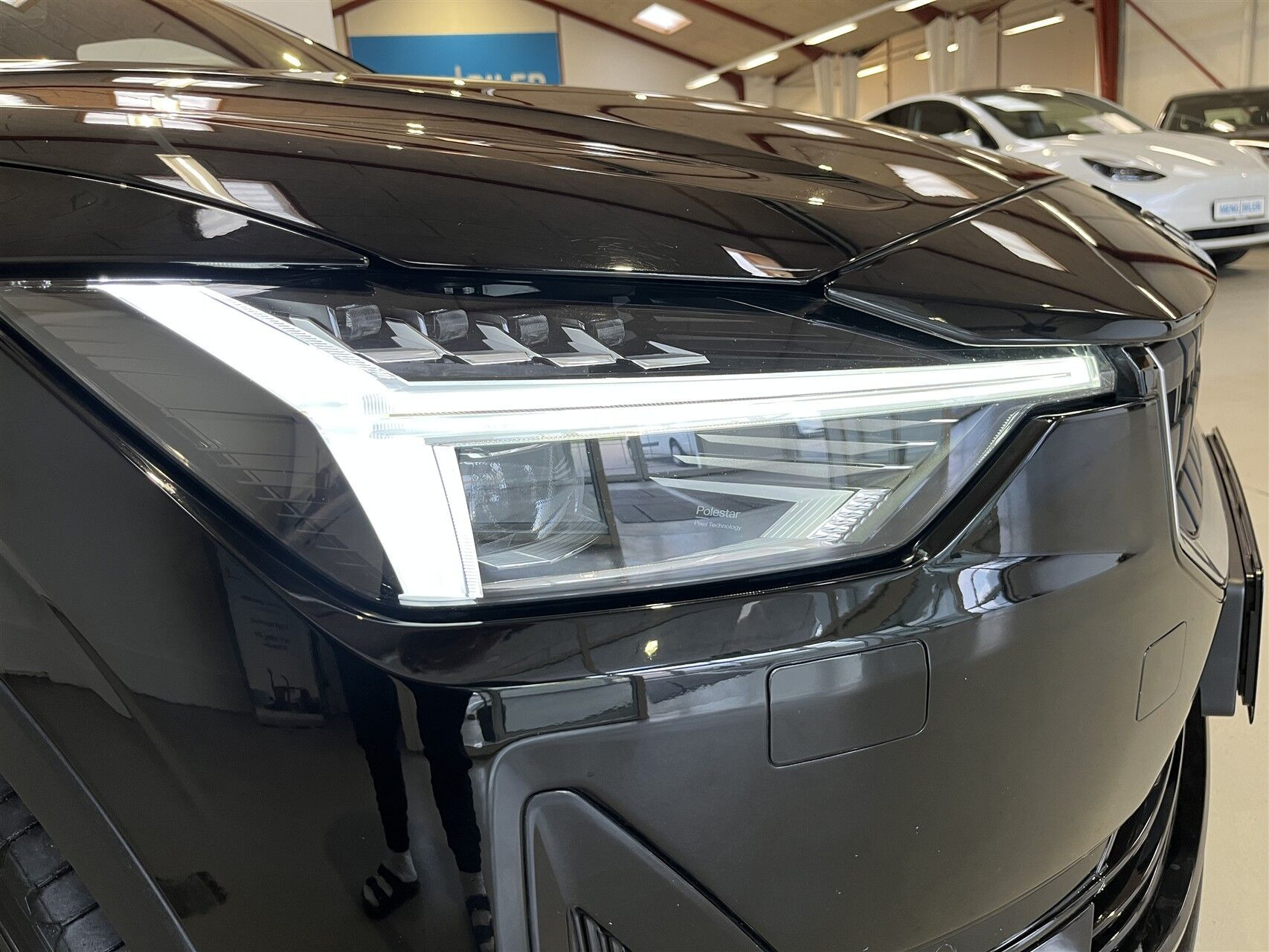 Sort Polestar 2 fra 2022 set udefra