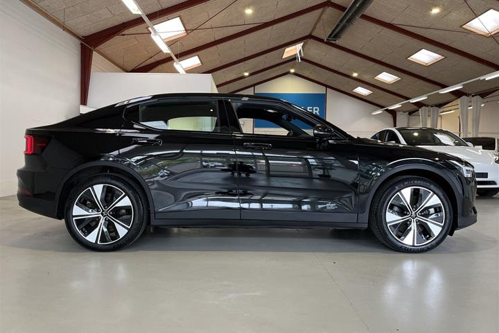 Sort Polestar 2 fra 2023