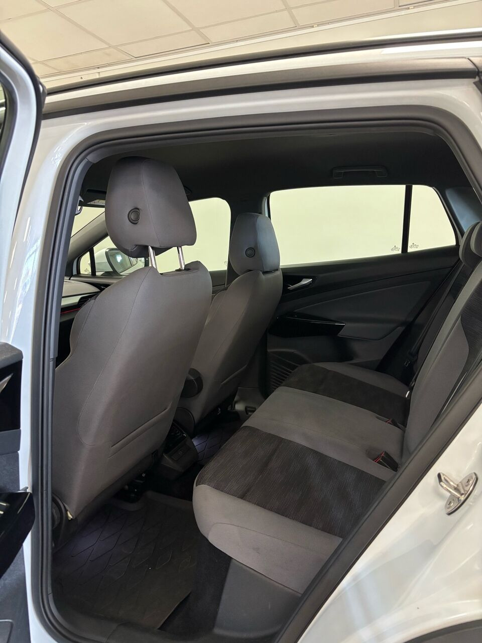 Hvid VW ID.4 fra 2023