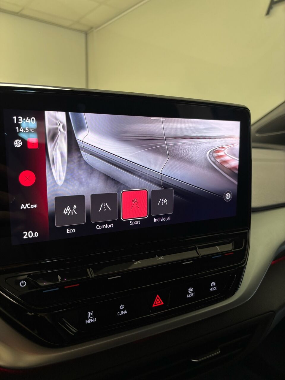 Hvid VW ID.4 fra 2023