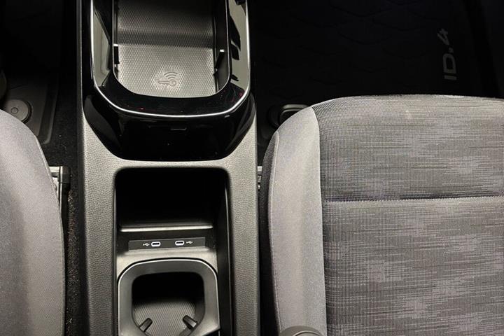 Hvid VW ID.4 fra 2023