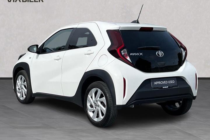 Hvid Toyota Aygo X fra 2022