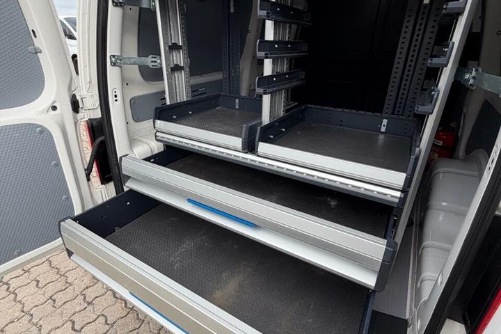 Hvid VW Caddy Maxi fra 2021