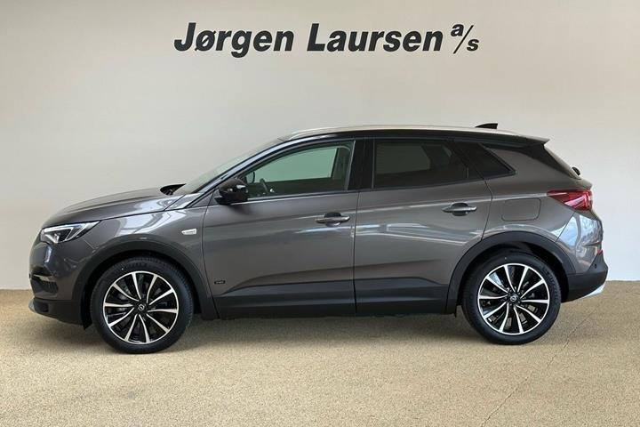 Sort Opel Grandland X fra 2021