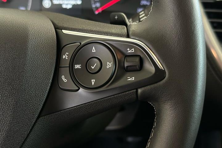 Sort Opel Grandland X fra 2021