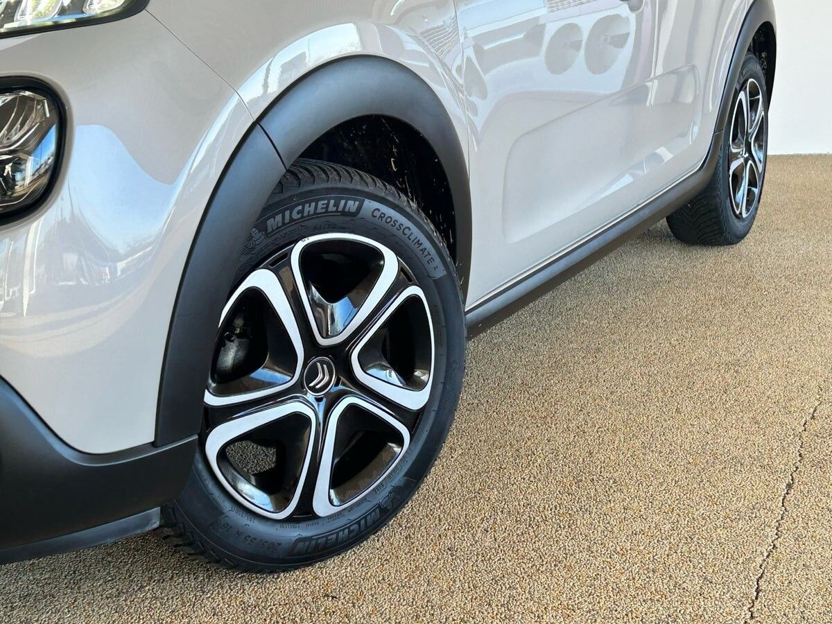 Beige Citroën C3 fra 2021