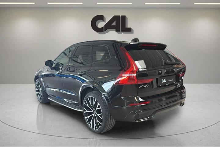 Sort Volvo XC60 fra 2022