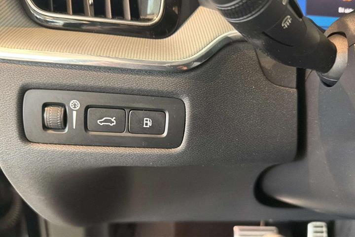 Sort Volvo XC60 fra 2022