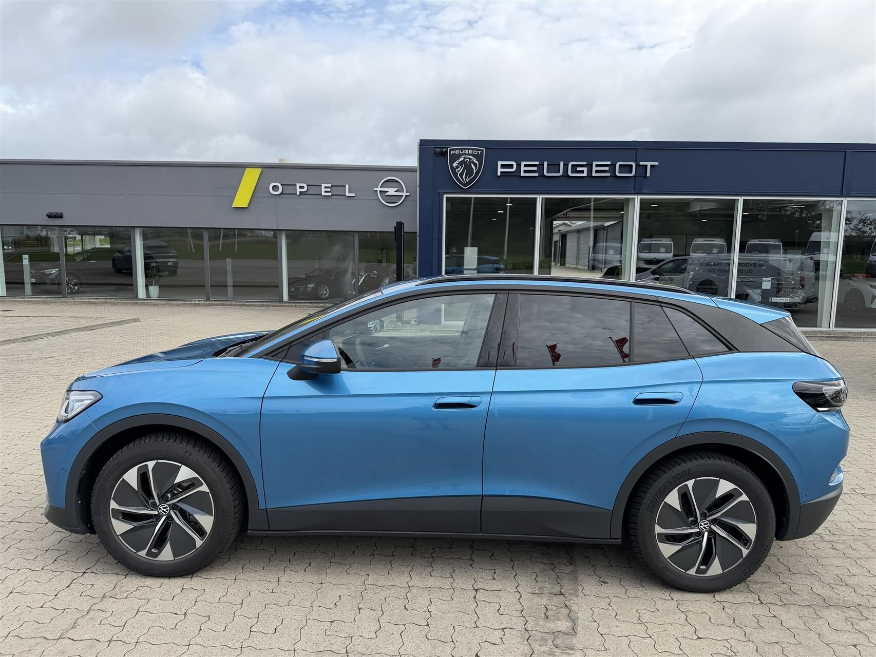 Blå VW ID.4 fra 2025