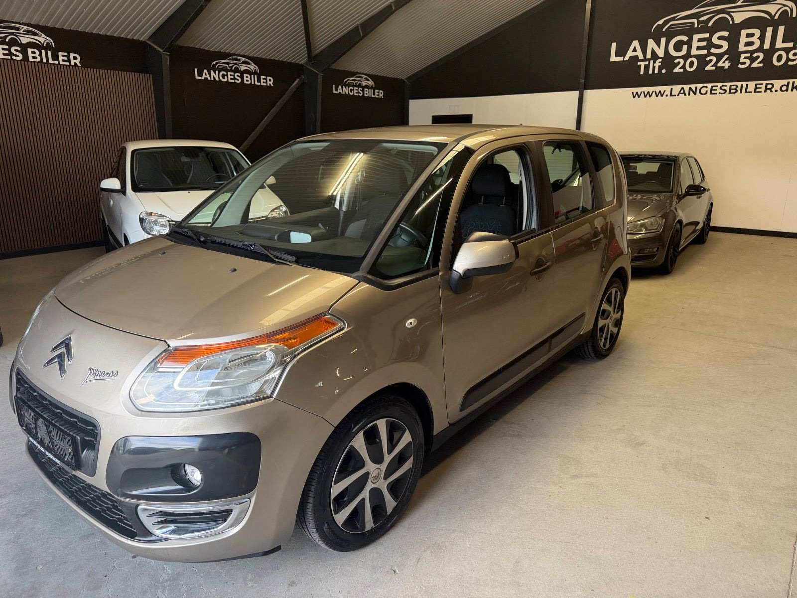 Orange Citroën C3 Picasso fra 2012
