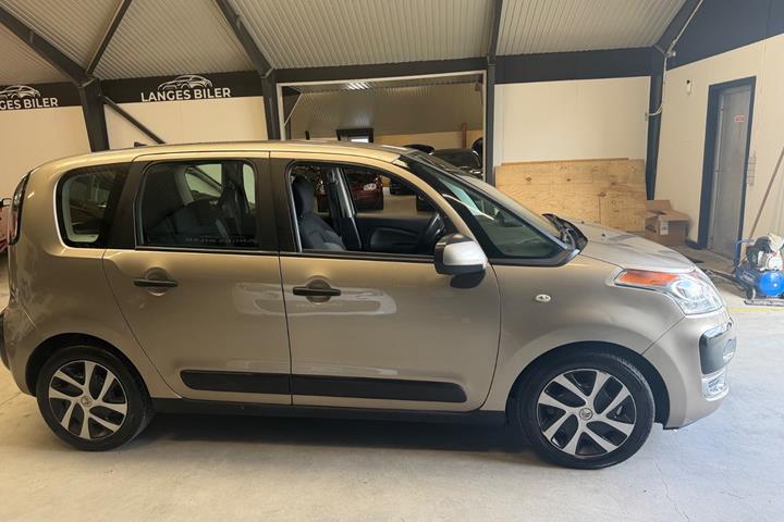 Orange Citroën C3 Picasso fra 2012