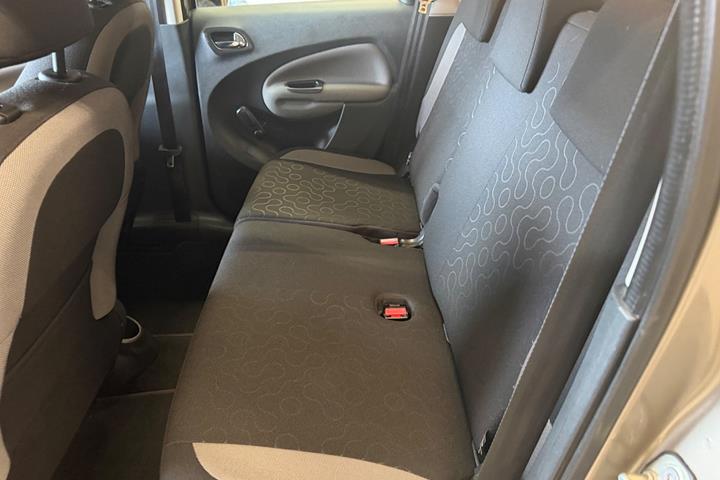 Orange Citroën C3 Picasso fra 2012