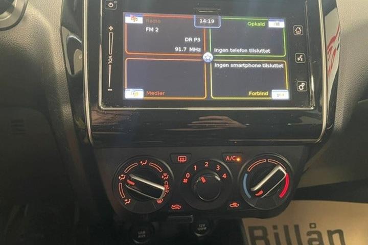 Grå Suzuki Swift fra 2021