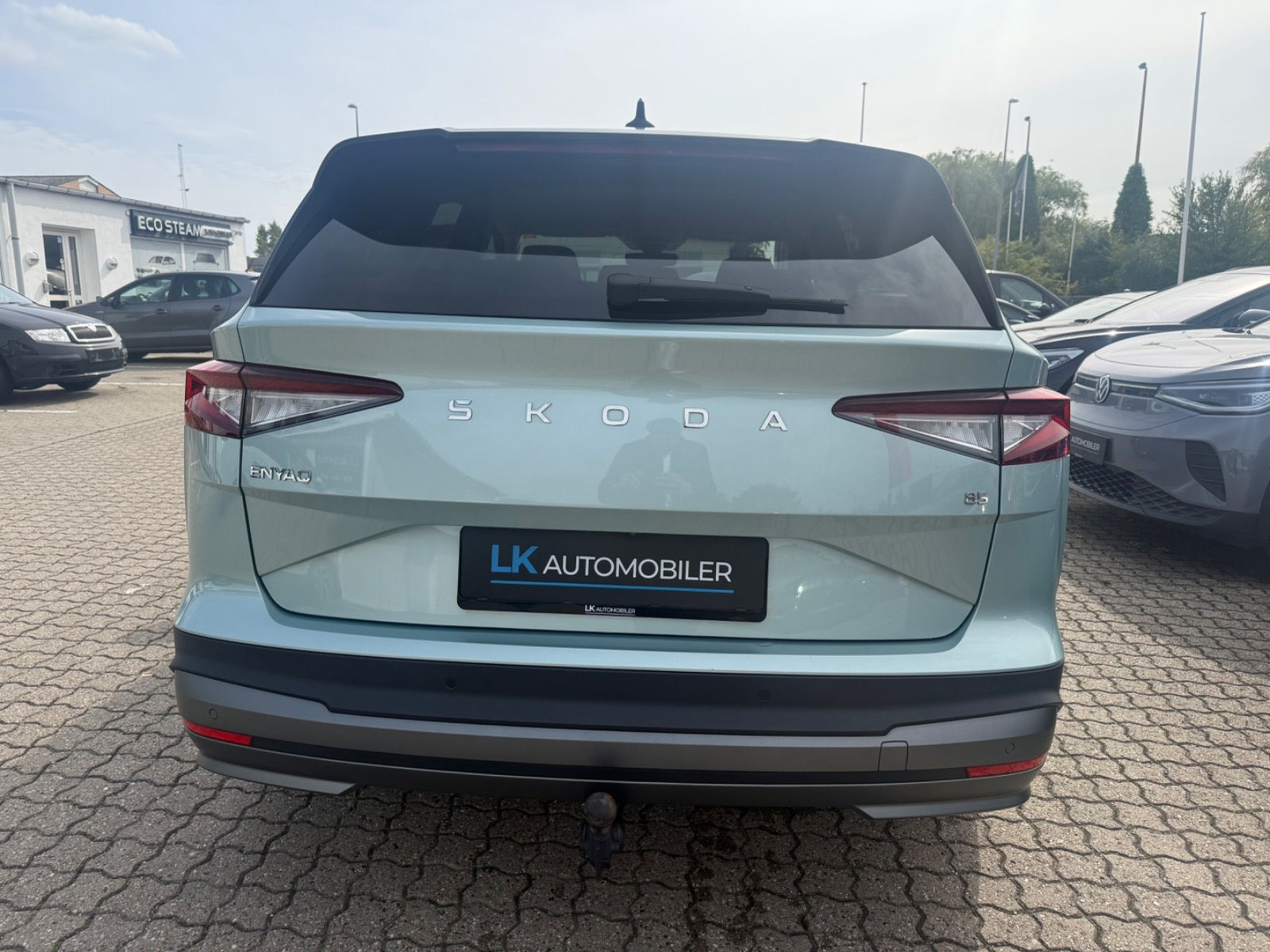 Gul Skoda Enyaq fra 2024
