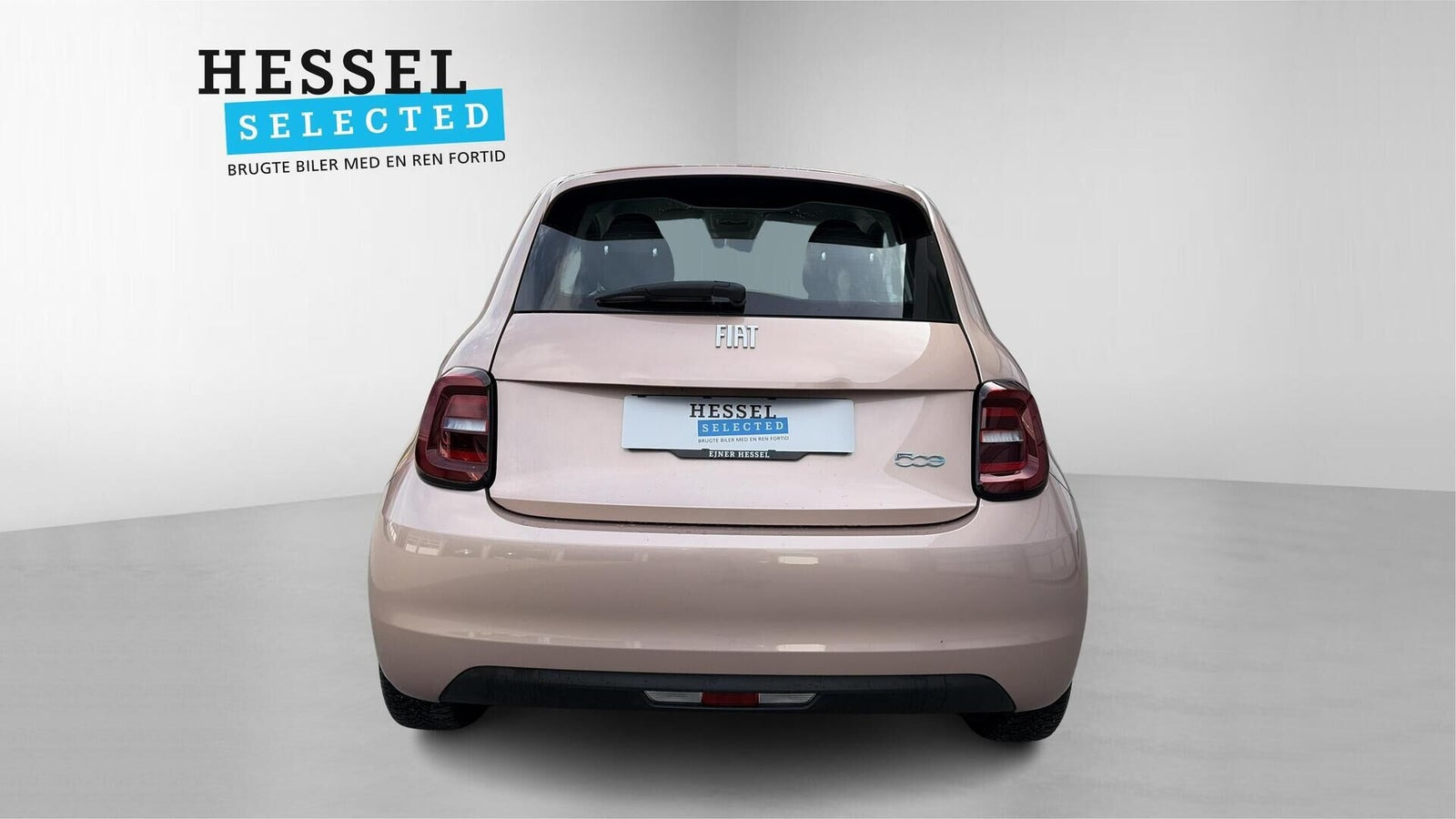 Pink Fiat 500e fra 2023