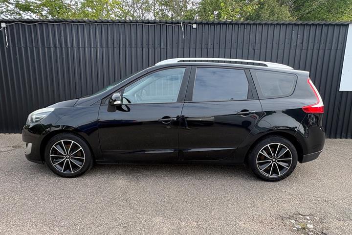 undefined Renault Grand Scenic III fra 2013
