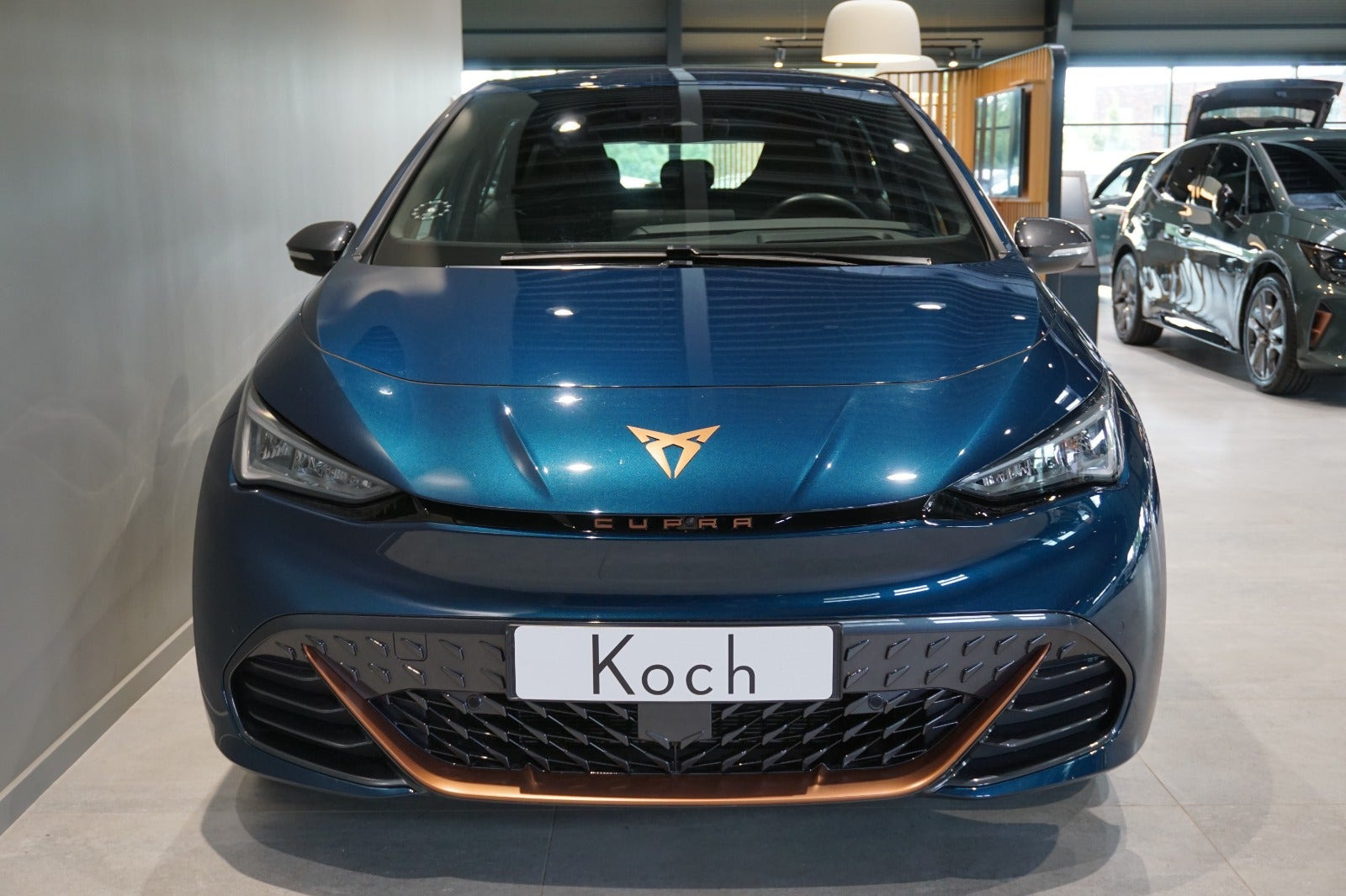 Blå Cupra Born fra 2025