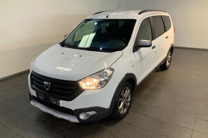 Hvid Dacia Lodgy Stepway fra 2016 set udefra
