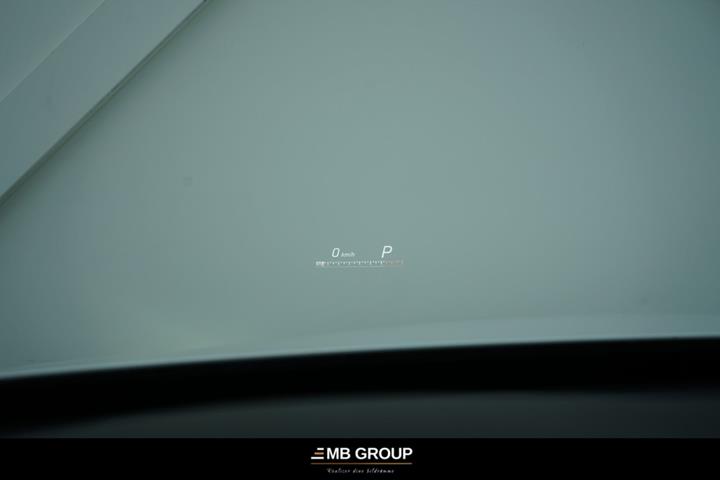Hvid Mercedes C450 fra 2016