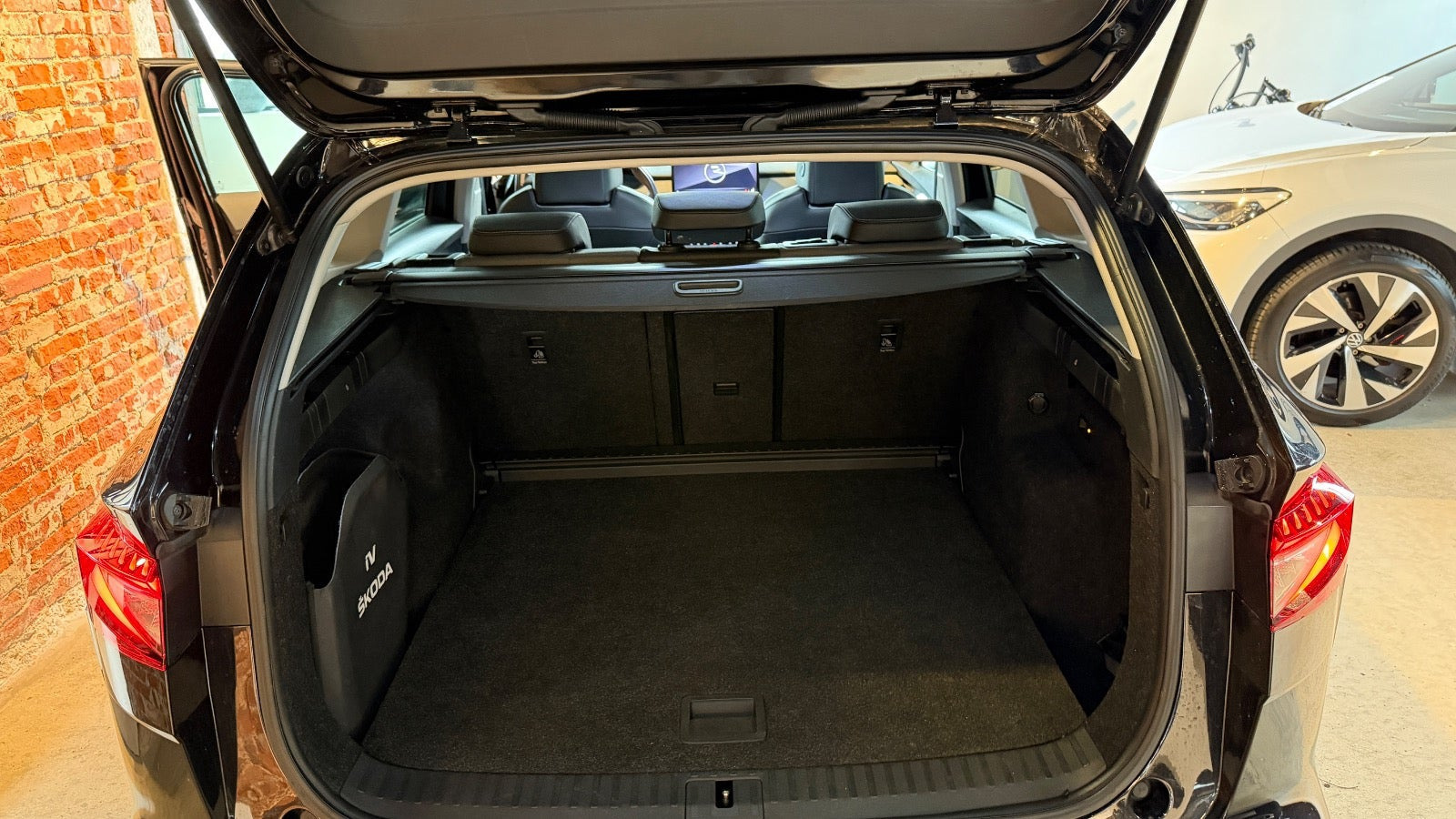 undefined Skoda Enyaq fra 2023