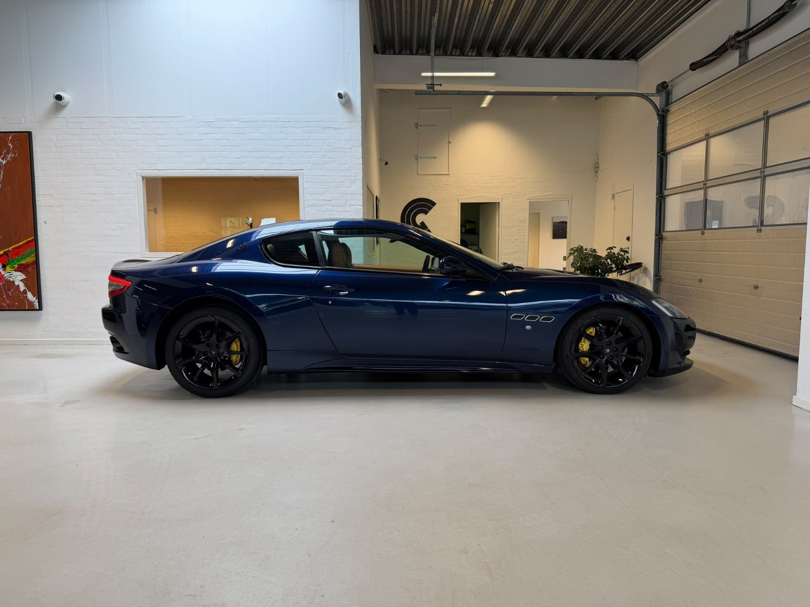 Blå Maserati Granturismo fra 2016