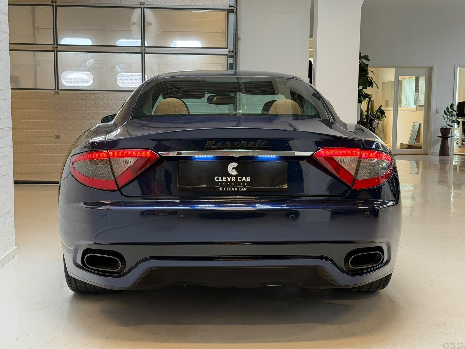 Blå Maserati Granturismo fra 2016
