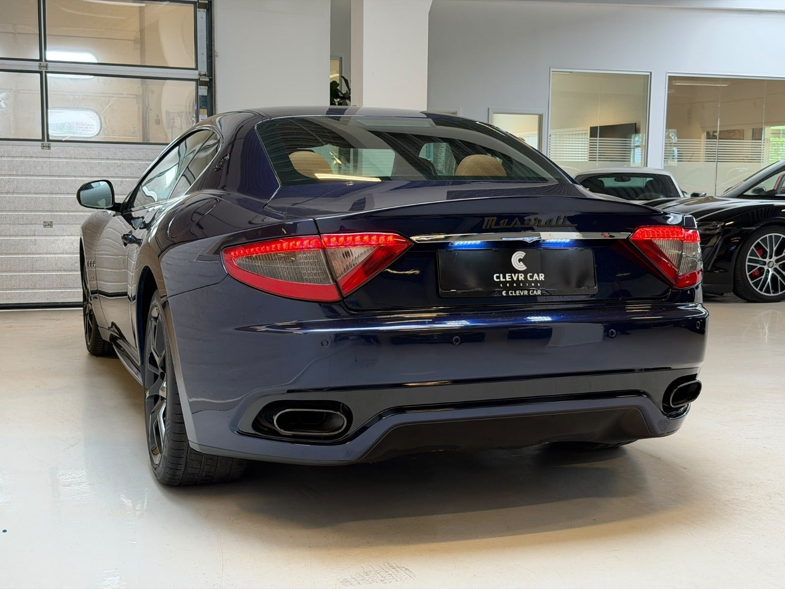 Blå Maserati Granturismo fra 2016