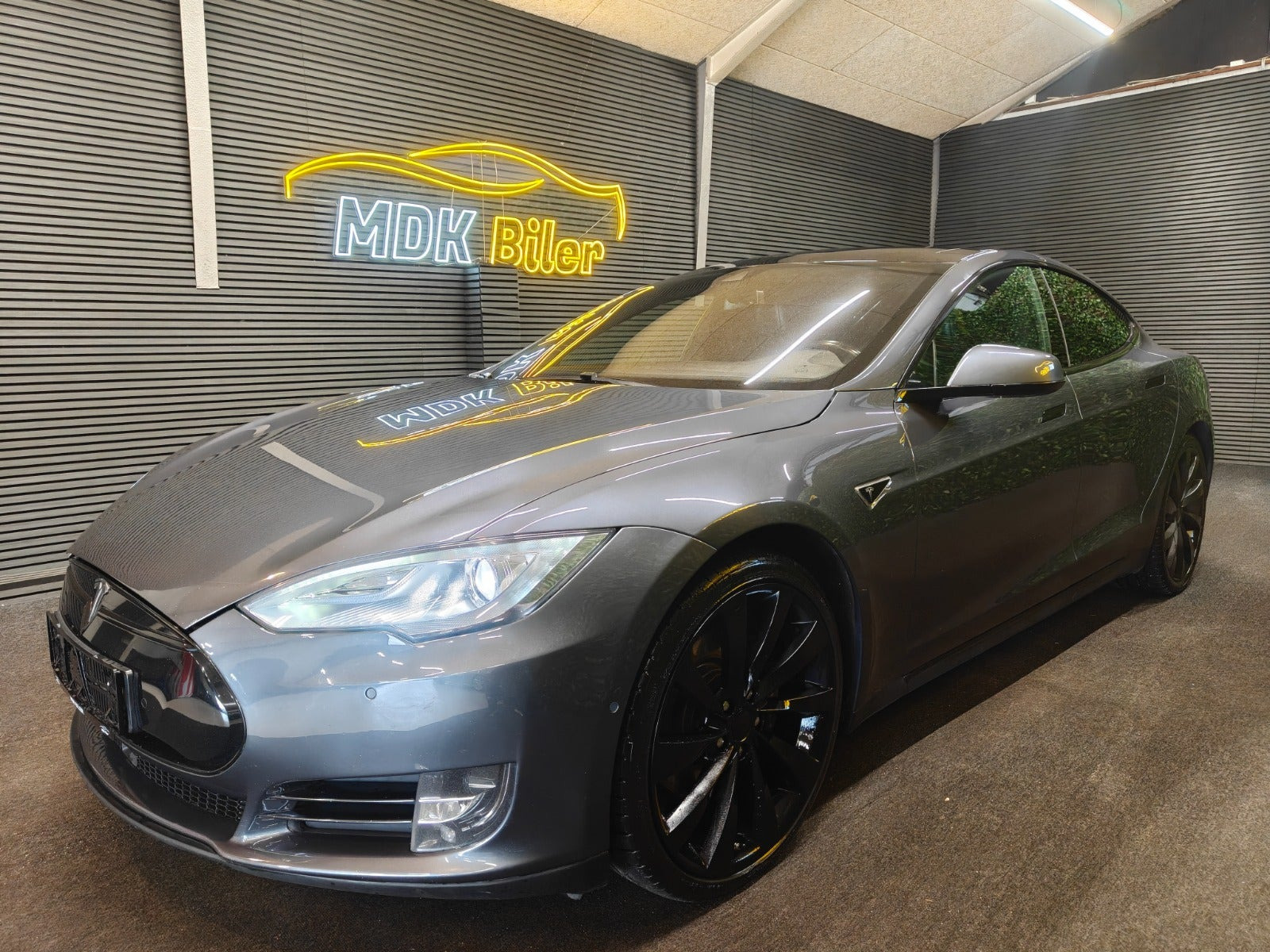 undefined Tesla Model S fra 2014