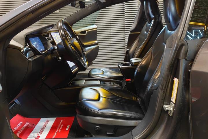 undefined Tesla Model S fra 2014