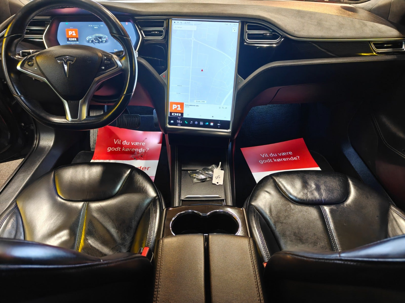 Tesla Model S 85, 378ps, 2014